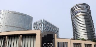 附屬新濠博亞第三季淨收入急跌逾九成 新濠國際股價曾跌近6% 新濠博亞娛樂第三季應佔淨收入僅約960萬美元