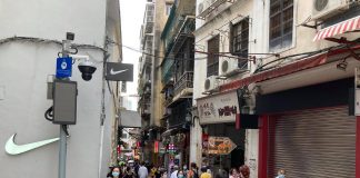 第三季訪澳旅客非博彩總消費僅錄10億 按年瀉93.3% 第三季訪澳旅客非博彩總消費僅錄10億 按年瀉93.3%