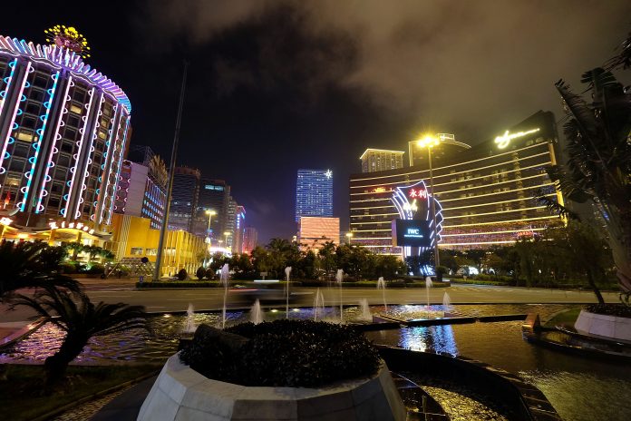 瑞銀降今明兩年賭收預期最多2成 回報吸引銀娛澳博升級至買入