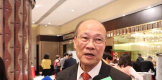 賭業拚搏半世紀 澳博老臣子蘇樹輝退任副主席行政總裁轉當顧問 賭業拚搏半世紀 澳博老臣子蘇樹輝退任副主席行政總裁轉當顧問