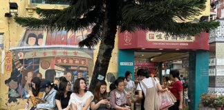 五一首兩天訪澳旅客錄27.2萬人次升近4成 兩的士違規候客遭控 五一首兩天訪澳旅客錄27.2萬人次升近4成 兩的士違規候客遭控