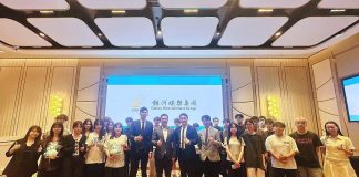 暨大澳門校友會參訪銀娛 探索文旅創新與青年職涯機遇 銀娛負責人與暨大校友會一行合照